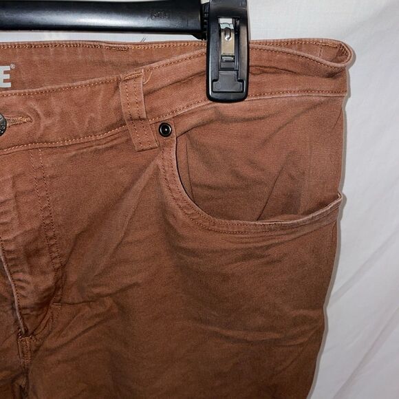 Duluth Flex Fire Hose Men’s Work Pants Size 42x30 Light Brown Outdoors Comfort - Picture 4 of 12
